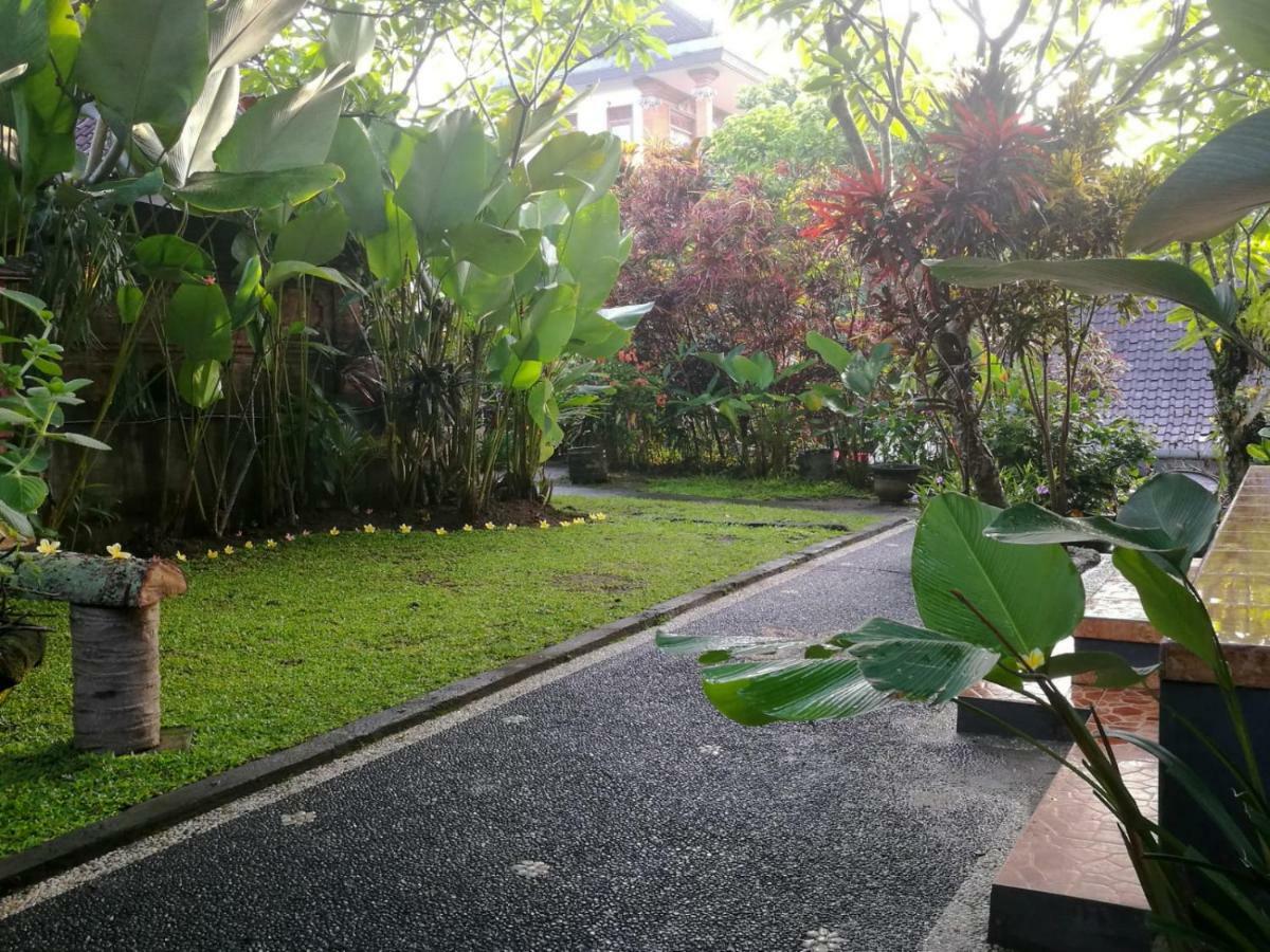 Ferienwohnung Mulan Dini House Ubud Exterior foto